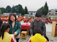 星湾支教松桃两校， 教育帮扶点亮梦想